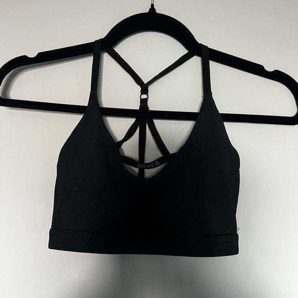Nike dri fit sports bra - Picture 1 of 2